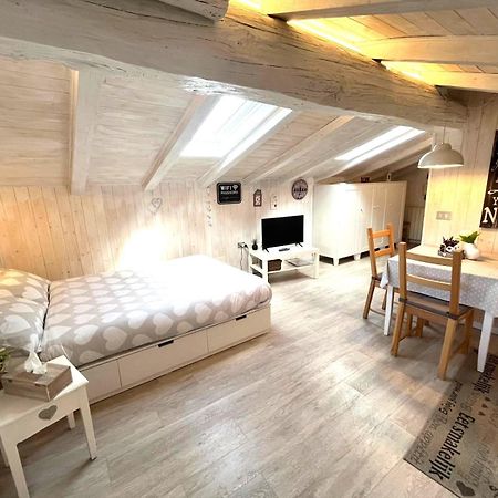 Il Piccolo Loft Nel Cuore Antico Di Aosta - You & Me Case Vacanza Exteriér fotografie
