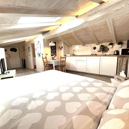 Il Piccolo Loft Nel Cuore Antico Di Aosta - You & Me Case Vacanza Exteriér fotografie